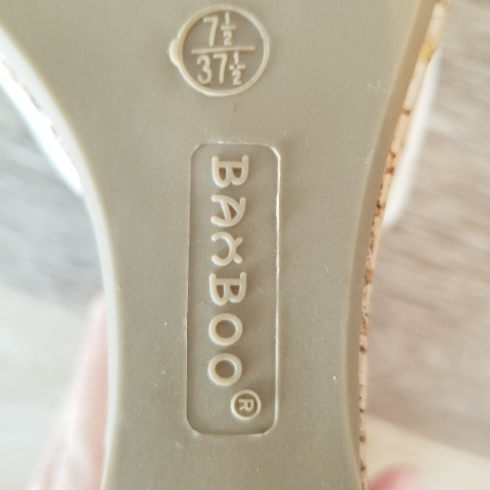 Bamboo Women's Wedge Cork Platform Heel NWT Slip-on White Beachy Casual Chic - Picture 9 of 9